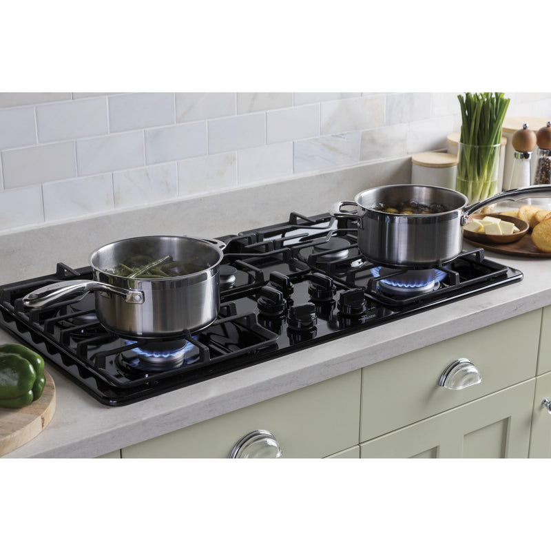 GE 36-inch Built-In Gas Cooktop with MAX Burner System JGP3036DLBB IMAGE 3