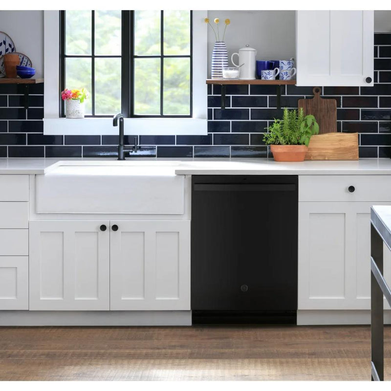 GE 24-inch Built-In Dishwasher with Dry Boost GDT630PGRBB IMAGE 7