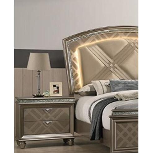 Crown Mark Cristal B7800 7 pc King Panel Bedroom Set IMAGE 5