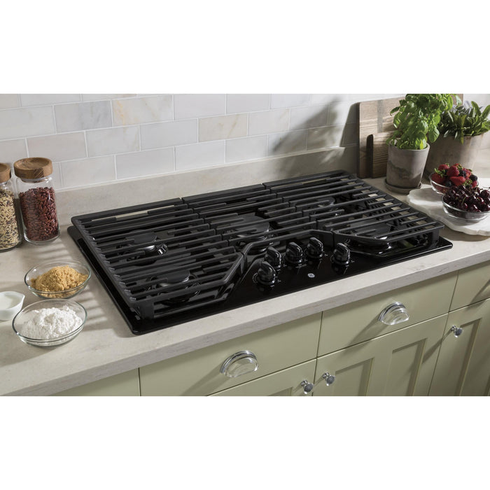 GE 36-inch Built-In Gas Cooktop JGP5036DLBB IMAGE 5