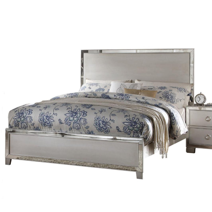 Acme Furniture Voeville King Panel Bed 24837EK IMAGE 1