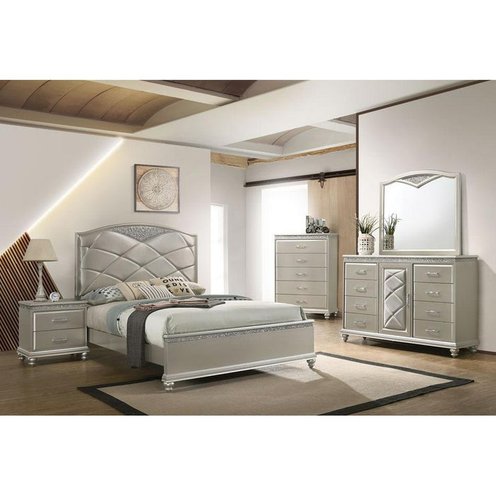 Crown Mark Valiant King Upholstered Panel Bed B4780-K-HB/B4780-K-FB/B4780-KQ-RAIL IMAGE 2