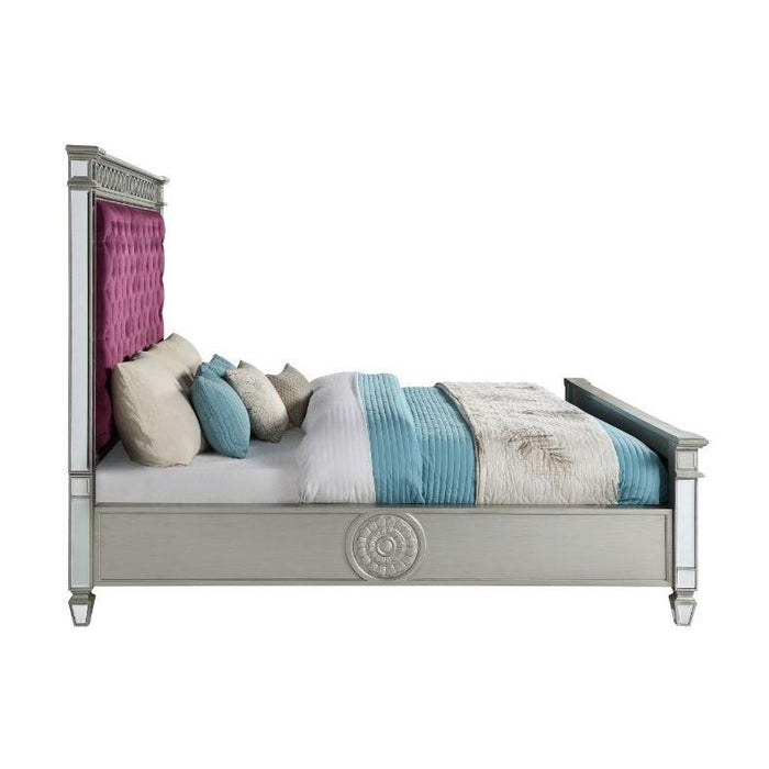 Acme Furniture Queen Upholstered Panel Bed 27370Q IMAGE 3