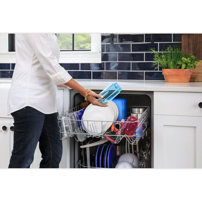 GE 24-inch Built-in Dishwasher with Hard Food Disposer GDF450PGRWW IMAGE 6