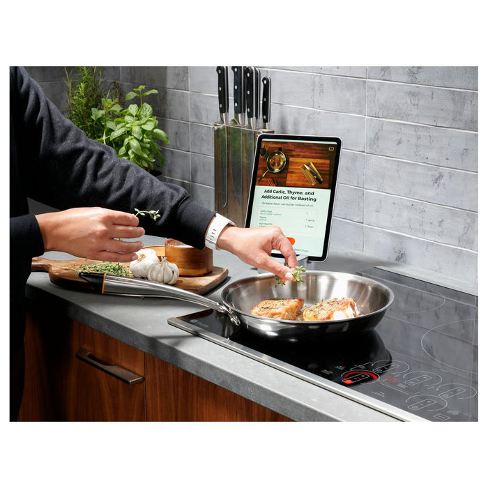 GE Profile 36-inch Built-in Induction Cooktop PHP9036STSS IMAGE 5