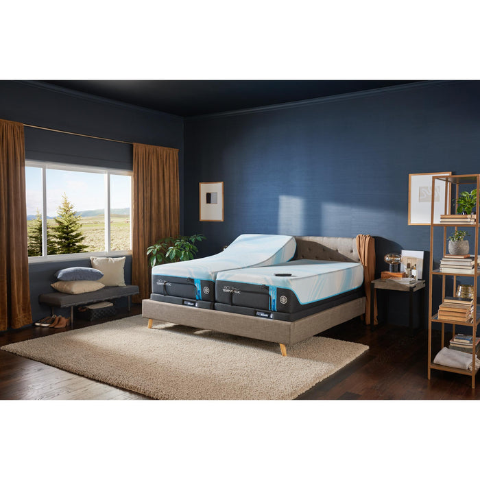 Tempur-Pedic Tempur-LuxeBreeze 2.0 Soft Mattress (Split California King) IMAGE 4