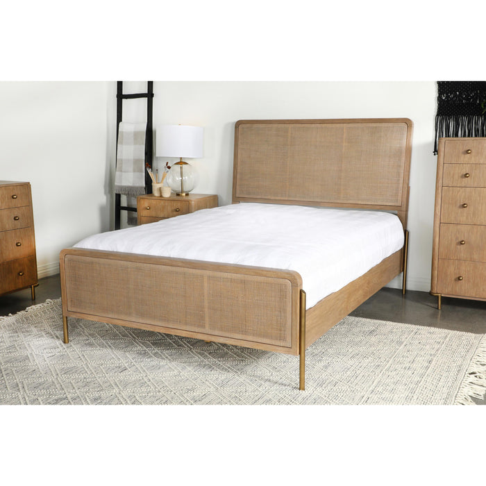 Coaster Furniture Arinia King Upholstered Panel Bed 224300KE IMAGE 11