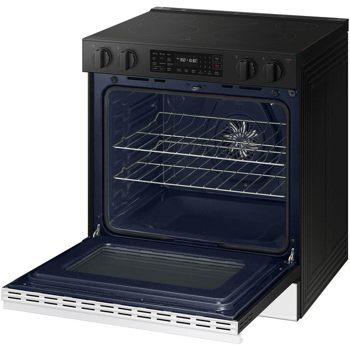 Samsung 6.3 cu. ft. Bespoke Smart Slide-In Electric Range NSE6DB830012/AA IMAGE 4