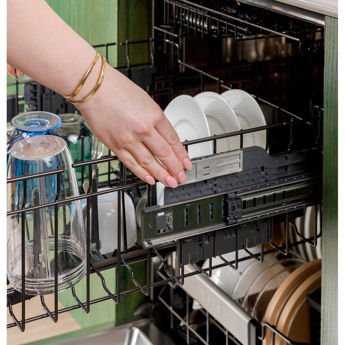 Café 24-inch Built-In Dishwasher with WiFi CDT888P3VD1 IMAGE 12