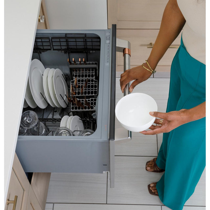 Café 24-inch Built-in Dishwasher with WiFi CDD220P2WS1 IMAGE 11