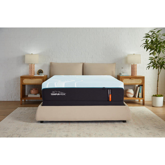 Tempur-Pedic Tempur-LuxeAdapt 2.0 Firm Mattress (King) IMAGE 5