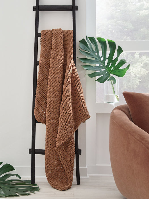 Chaddon Throw - BWO Furniture & Mattresses