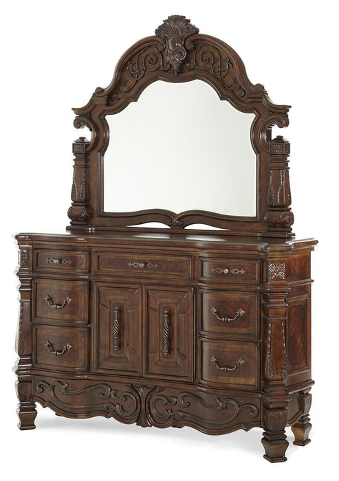 Windsor Court Dresser in Vintage Fruitwood