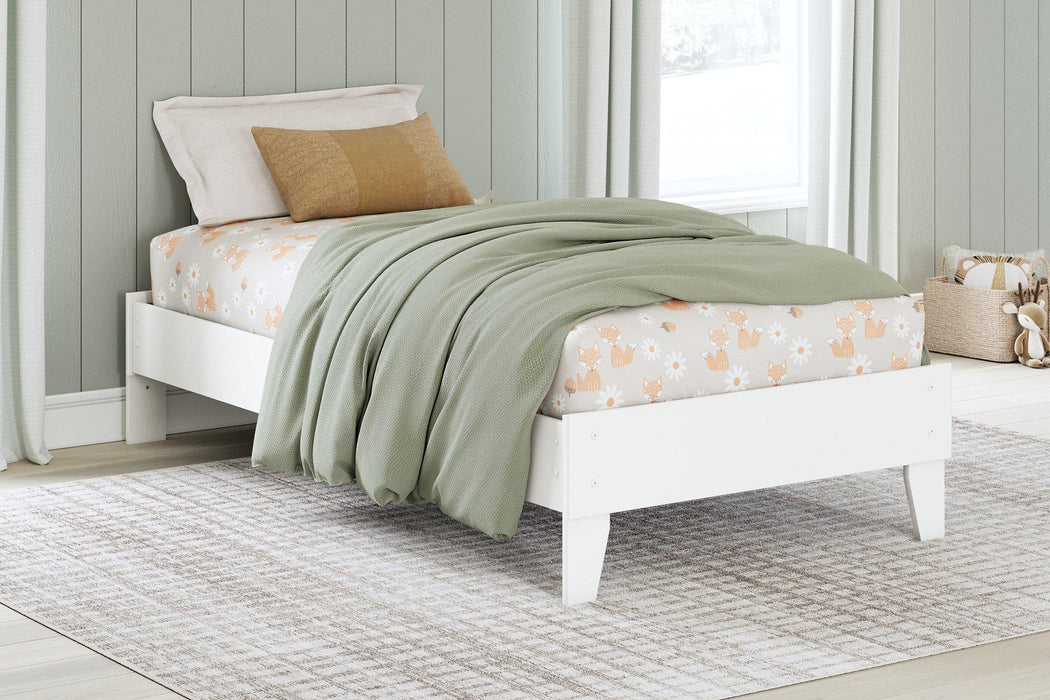 Hallityn Bed - BWO Furniture & Mattresses