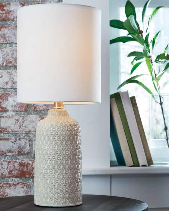 Donnford Table Lamp - BWO Furniture & Mattresses