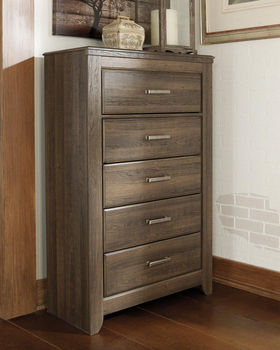 Juararo Chest of Drawers