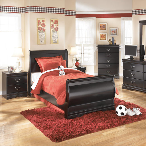 Huey Vineyard Dresser and Mirror - BWO Furniture & Mattresses