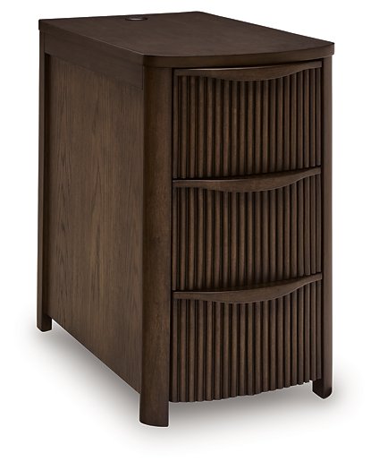Camdill Chairside End Table - BWO Furniture & Mattresses