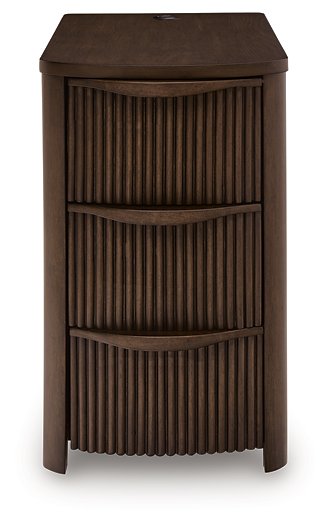 Camdill Chairside End Table - BWO Furniture & Mattresses